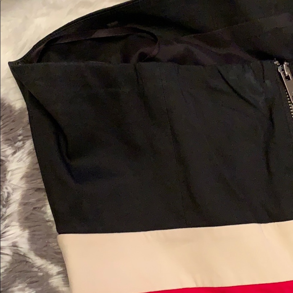 Sexy Strapless DKNY red/black dress 👗 - Picture 5 of 7